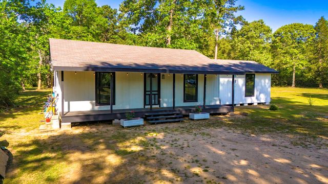 60 W Sierra Road, Coldspring, TX 77331