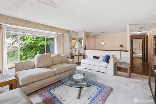 5003 64th Avenue W, University Place, WA 98467