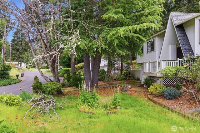 5003 64th Avenue W, University Place, WA 98467