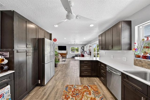 21175 SW 232nd St, Miami, FL 33170