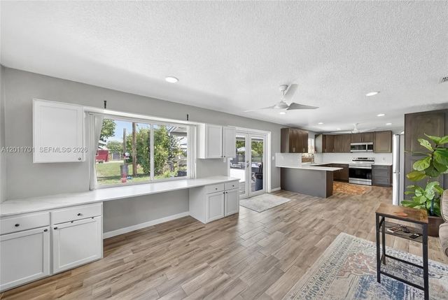 21175 SW 232nd St, Miami, FL 33170