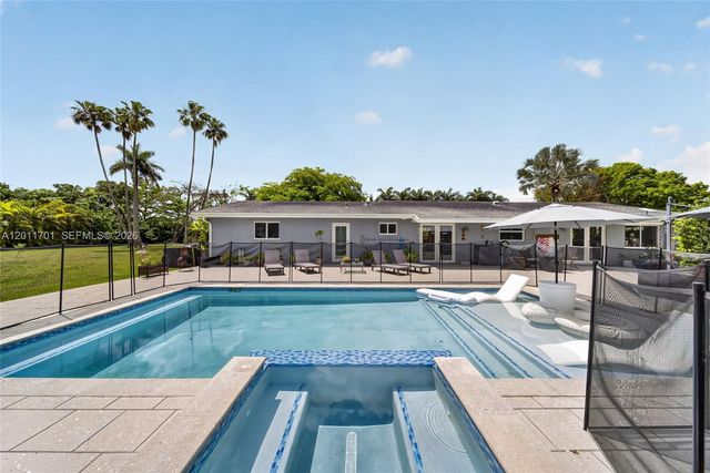 21175 SW 232nd St, Miami, FL 33170