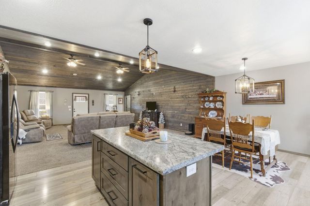 247 Howard Chapel Road, Urbana, MO 65767