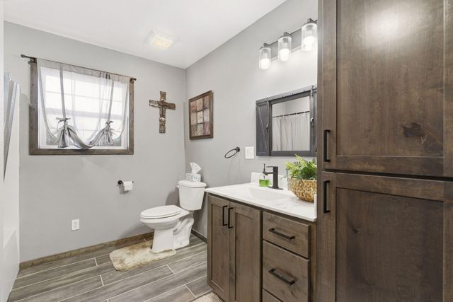 247 Howard Chapel Road, Urbana, MO 65767