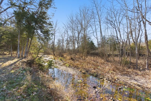 247 Howard Chapel Road, Urbana, MO 65767