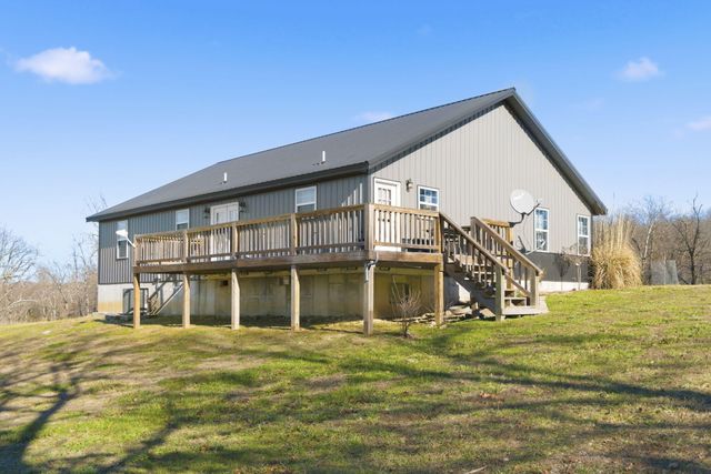 247 Howard Chapel Road, Urbana, MO 65767