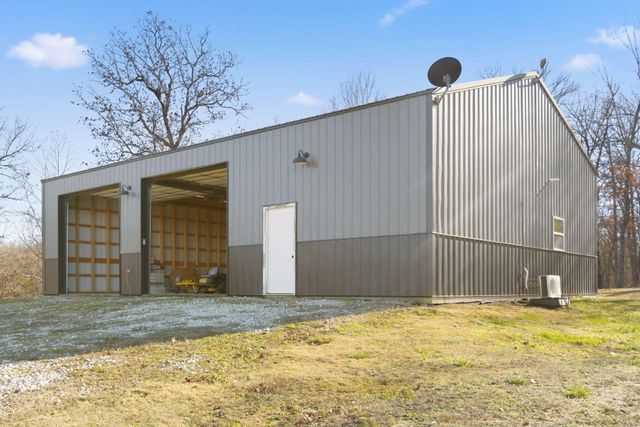 247 Howard Chapel Road, Urbana, MO 65767