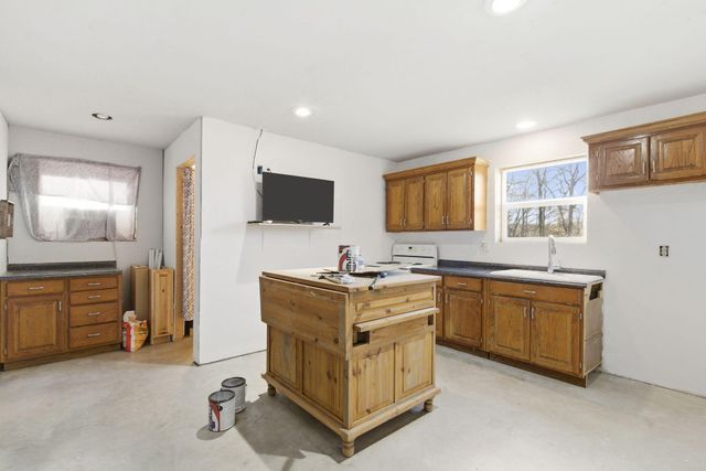 247 Howard Chapel Road, Urbana, MO 65767