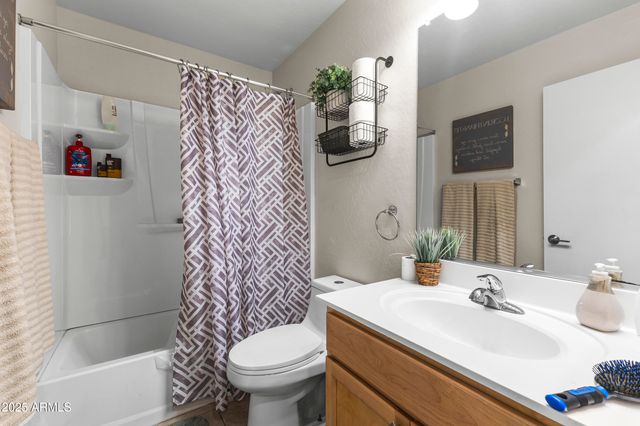 726 W JARDIN Drive, Casa Grande, AZ 85122