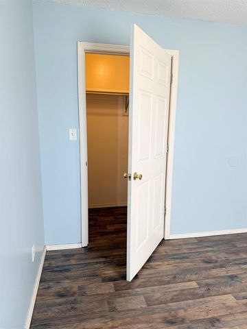 1801 W Cline Street, Clarksville, AR 72830