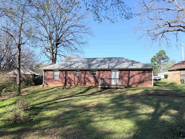 1801 W Cline Street, Clarksville, AR 72830