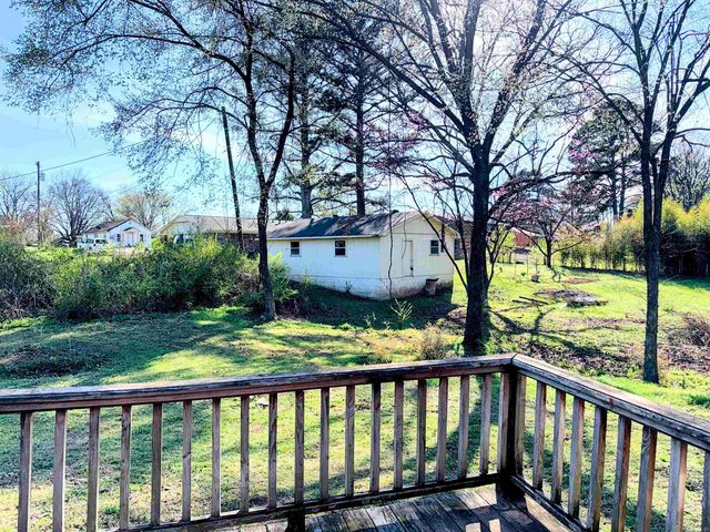 1801 W Cline Street, Clarksville, AR 72830