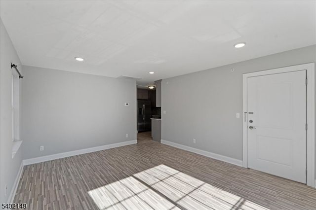 118 Oraton St, Newark City, NJ 07104