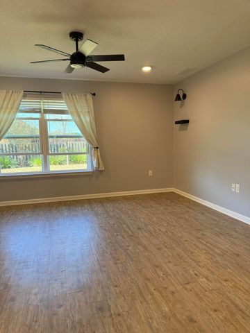 351 Merlin Court, Crestview, FL 32539