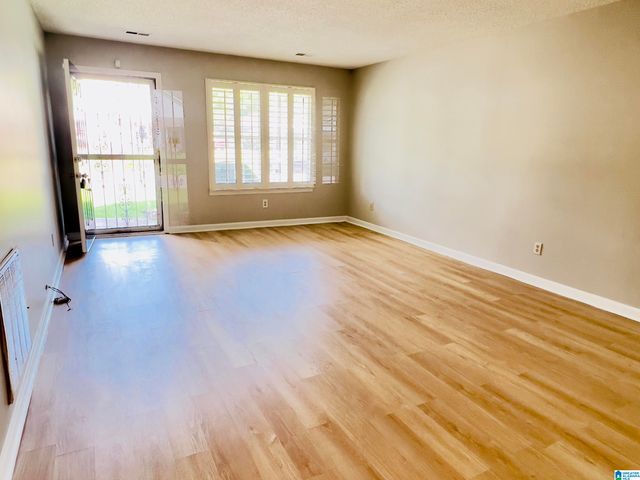 1820 STONEHENGE DRIVE, Center Point, AL 35215
