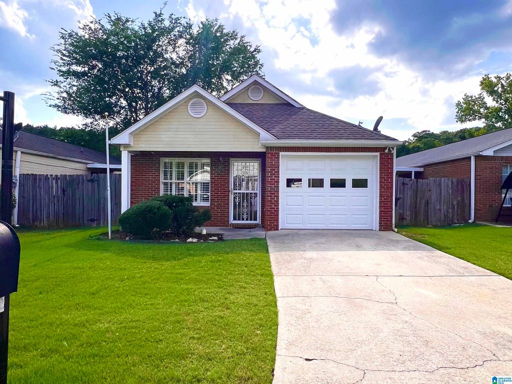 1820 STONEHENGE DRIVE, Center Point, AL 35215
