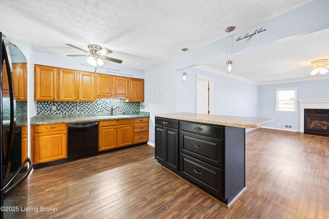 103 Scottsdale Blvd, Louisville, KY 40214