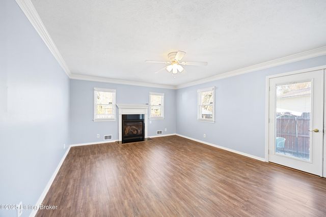 103 Scottsdale Blvd, Louisville, KY 40214