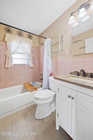 103 Scottsdale Blvd, Louisville, KY 40214