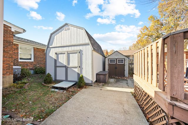 103 Scottsdale Blvd, Louisville, KY 40214