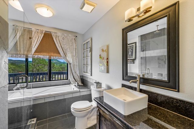 101 Chapparal DR, Wimberley, TX 78676