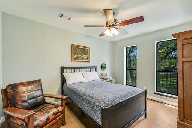 101 Chapparal DR, Wimberley, TX 78676