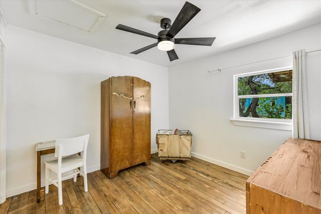 101 Chapparal DR, Wimberley, TX 78676