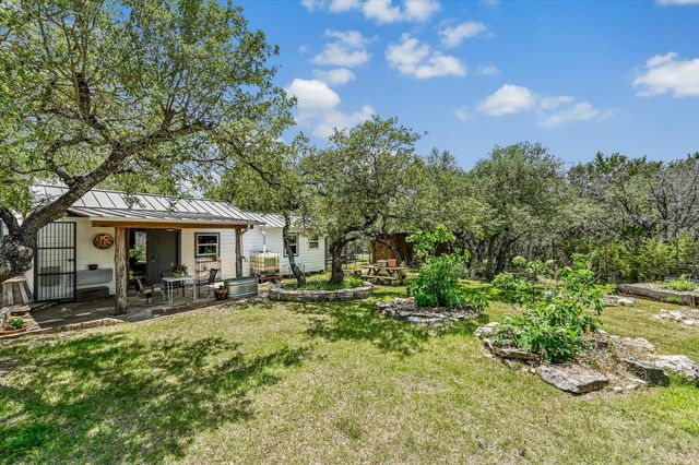 101 Chapparal DR, Wimberley, TX 78676