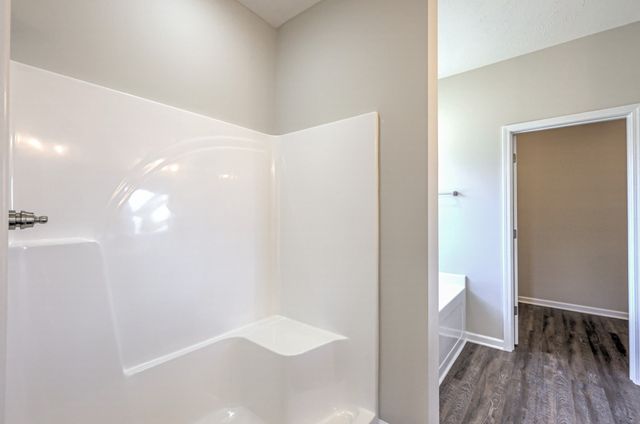 41 Bartow St, Decherd, TN 37324