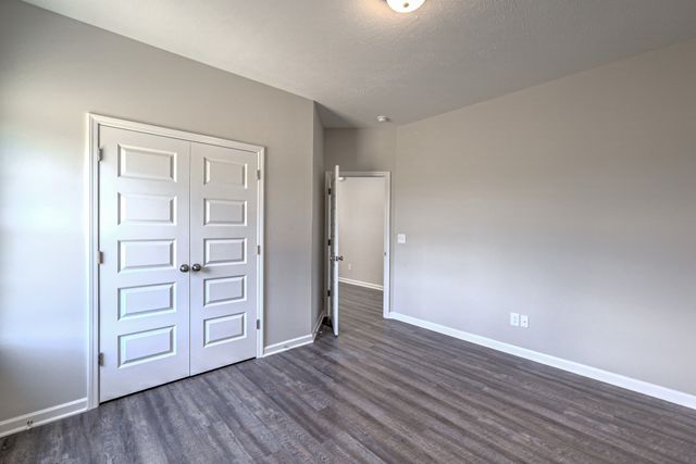 41 Bartow St, Decherd, TN 37324