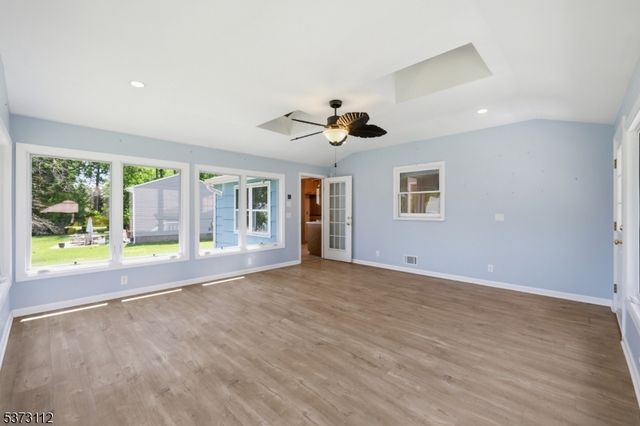 14 Hayward St, Bridgewater Twp., NJ 08805