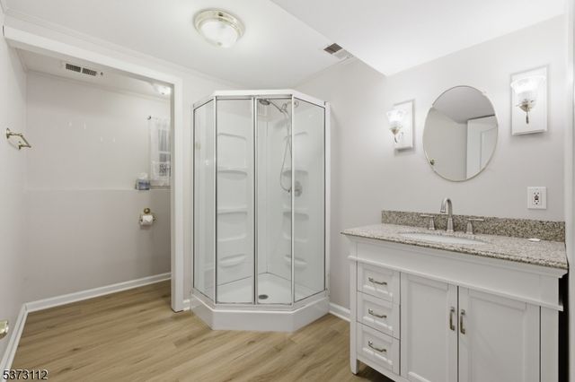 14 Hayward St, Bridgewater Twp., NJ 08805