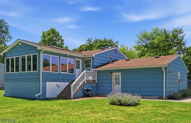14 Hayward St, Bridgewater Twp., NJ 08805