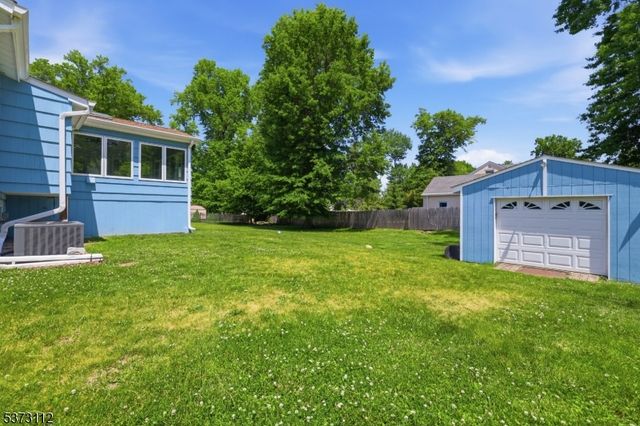 14 Hayward St, Bridgewater Twp., NJ 08805