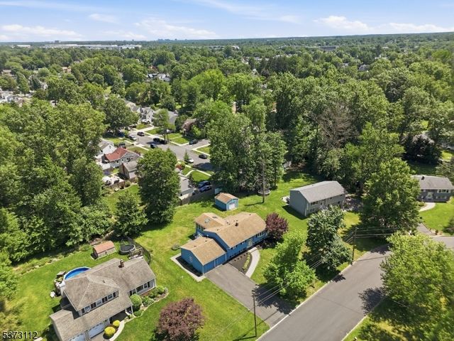 14 Hayward St, Bridgewater Twp., NJ 08805