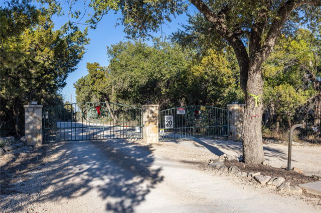 130 Panorama DR, Wimberley, TX 78676