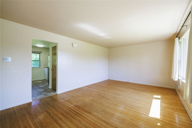 1254 Shoecraft Rd, Penfield, NY 14580