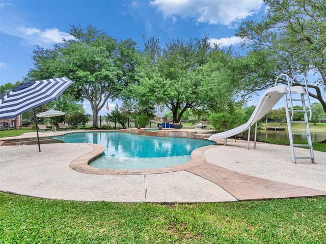 1942 Lake Fountain Drive, Katy, TX 77494