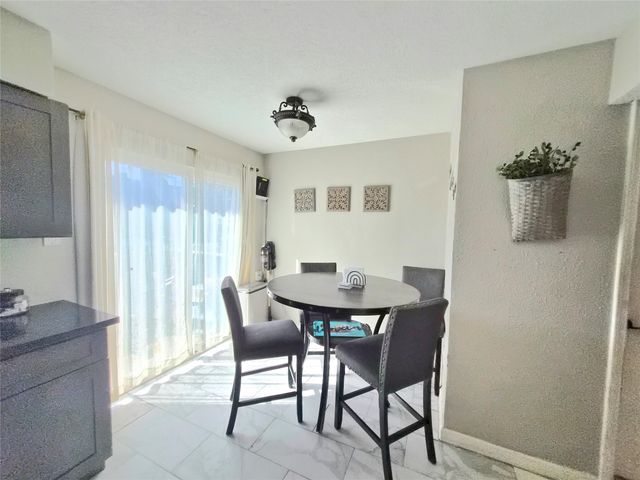 5625 Antoine Drive 317, Houston, TX 77091