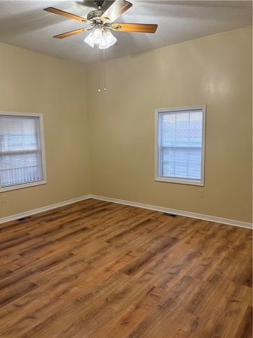 203 W Beattie Street, Liberty, SC 29657