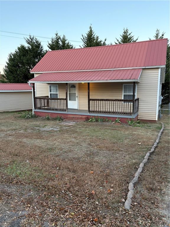 203 W Beattie Street, Liberty, SC 29657