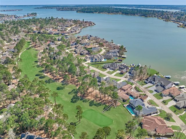 111 Marseille, Montgomery, TX 77356