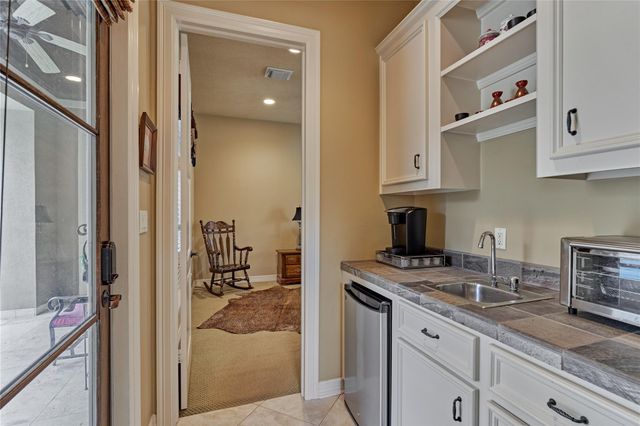 111 Marseille, Montgomery, TX 77356