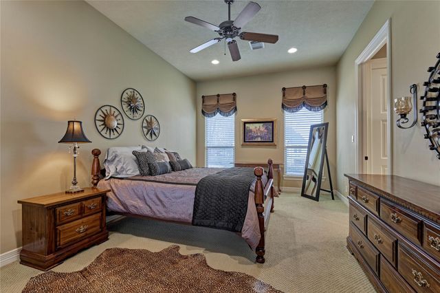 111 Marseille, Montgomery, TX 77356