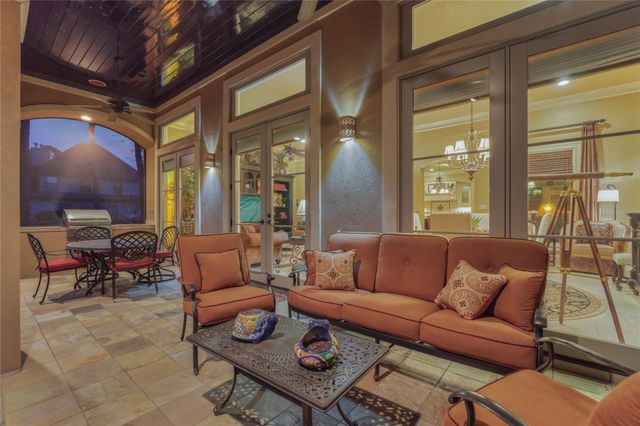 111 Marseille, Montgomery, TX 77356