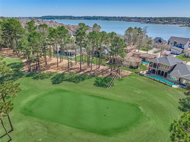 111 Marseille, Montgomery, TX 77356