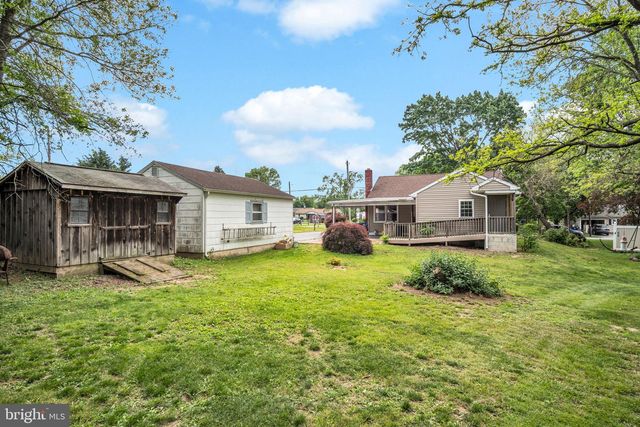 1945 SPRING ROAD, Carlisle, PA 17013