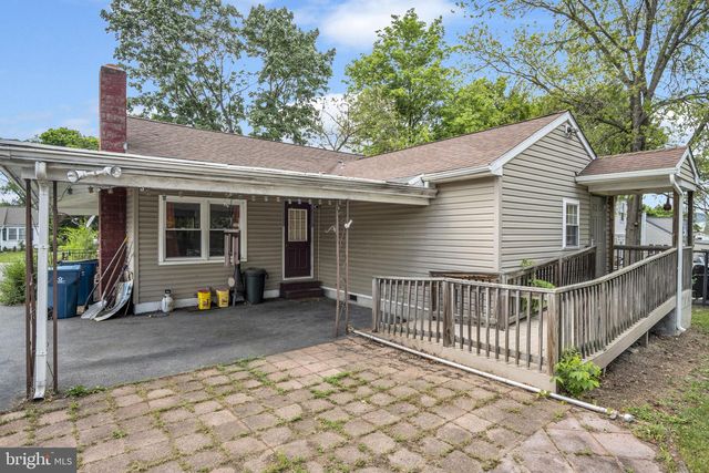 1945 SPRING ROAD, Carlisle, PA 17013