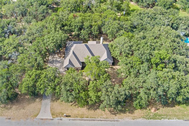 161 Overton Ridge Circle, Weatherford, TX 76088