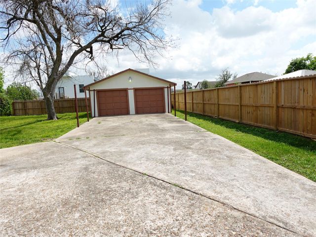 4818 Hirsch Road, Houston, TX 77026
